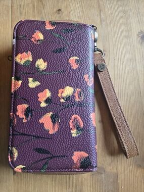 thirty-one Plum Floral Wristlet Wallet with Tan Strap